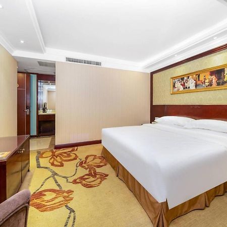 Vienna Hotel Dongguan Houjie Exhibition Center Eksteriør bilde