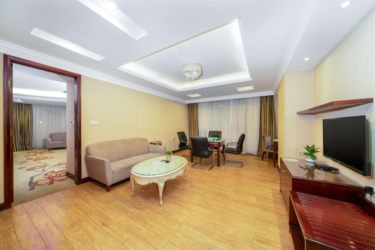 Vienna Hotel Dongguan Houjie Exhibition Center Eksteriør bilde