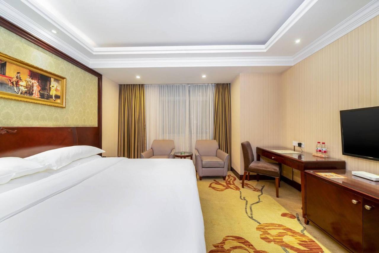 Vienna Hotel Dongguan Houjie Exhibition Center Eksteriør bilde