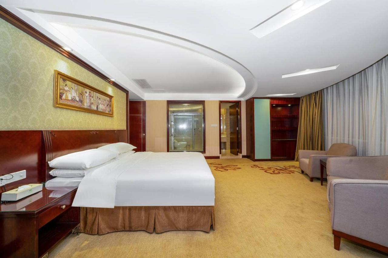 Vienna Hotel Dongguan Houjie Exhibition Center Eksteriør bilde